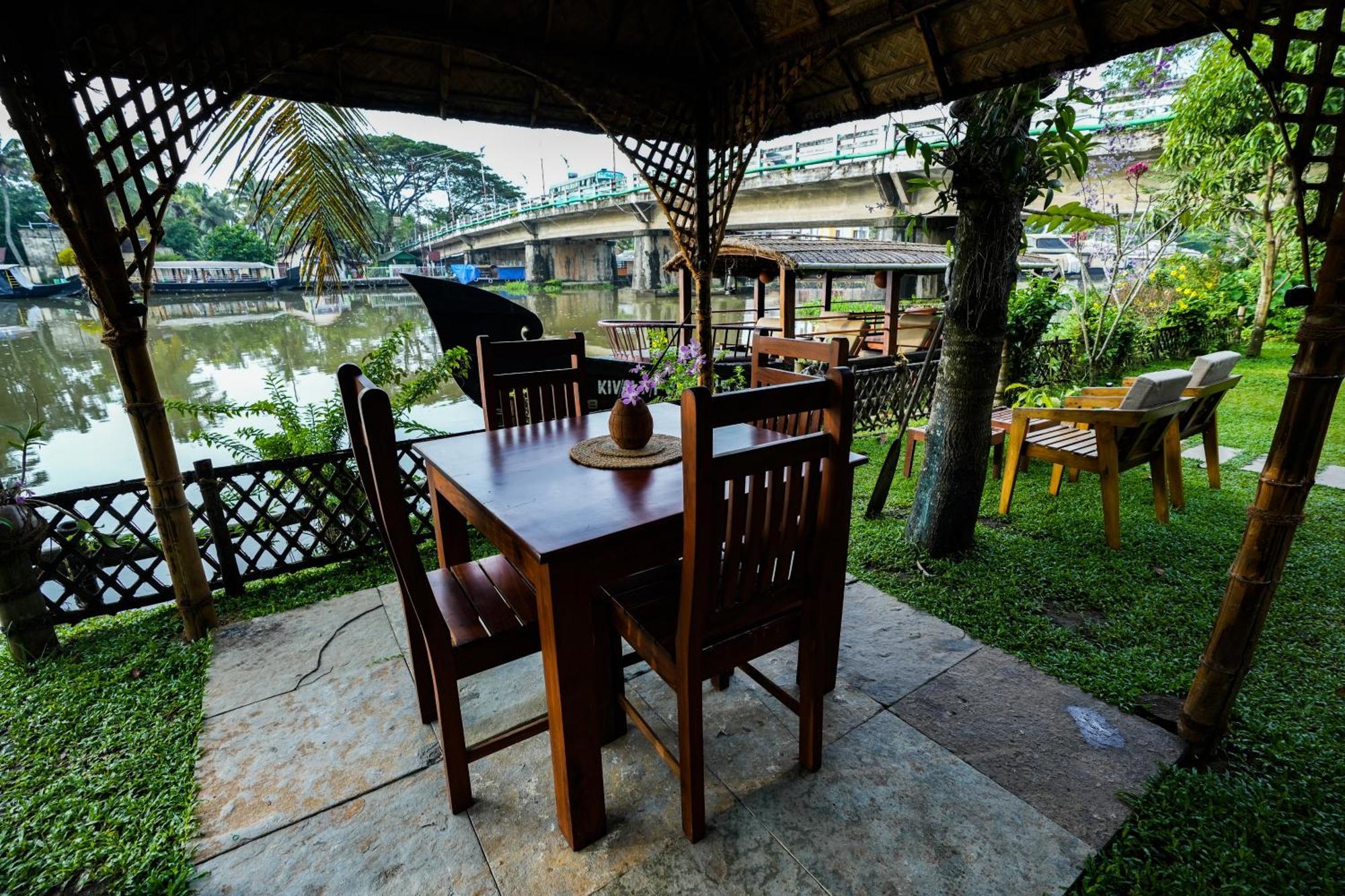 Penzion Little Chembaka Kumarakom Exteriér fotografie